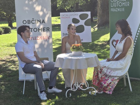 županjina pisarna (1)